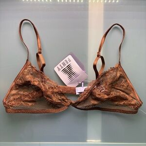 NWT Savage x Fenty Floral Lace Triangle Bralette Size Large